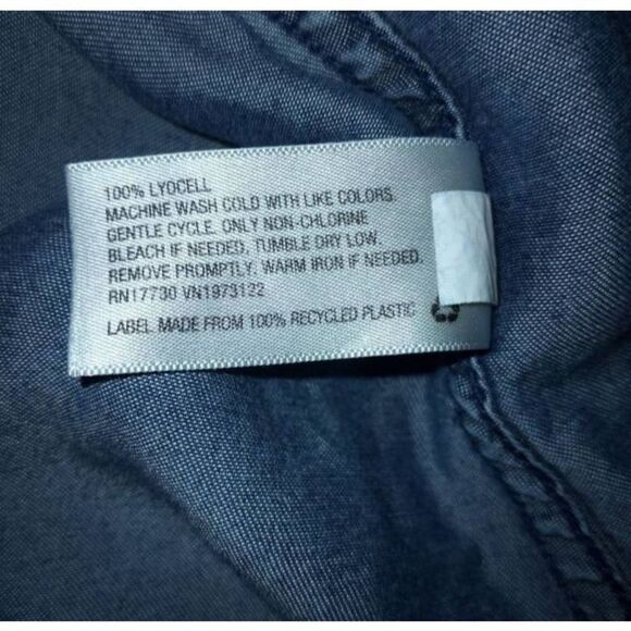 A NEW DAY DENIM BLUE BLOUSE SZ.XS EUC. - Picture 5 of 5